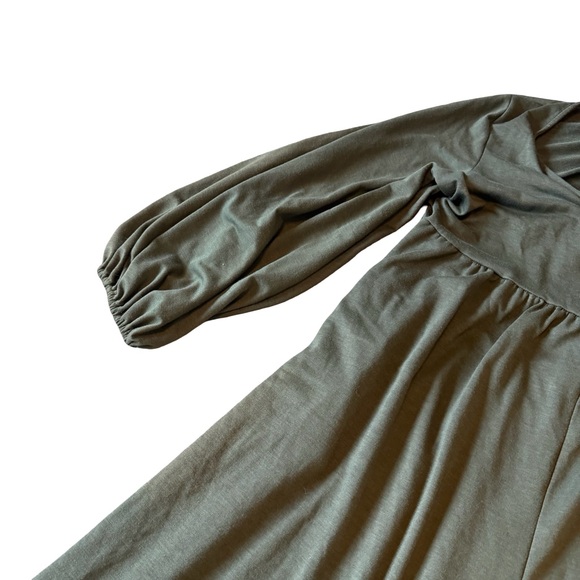 Three Bird Nest Intentions Open-Back Jumpsuit Stretchy Wide Leg Ruffle Size XL - Picture 4 of 13